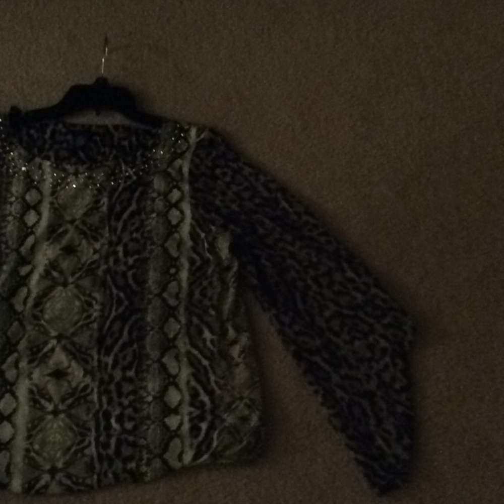 Blouse - Picture 3 of 3